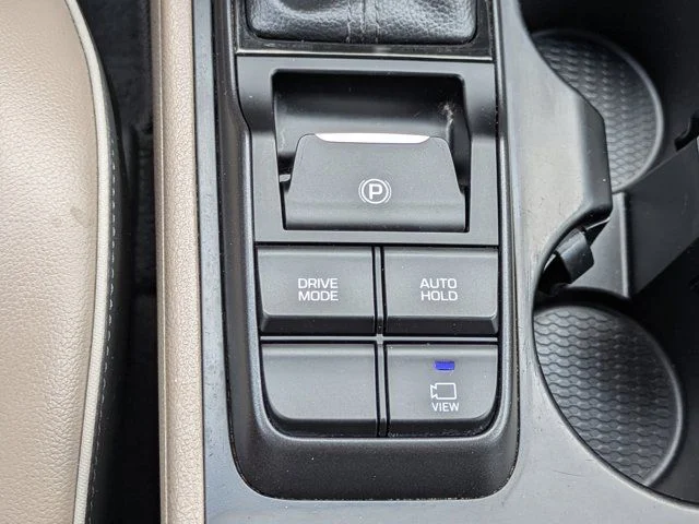 Used 2019 Black Noir Pearl Hyundai Limited image 31