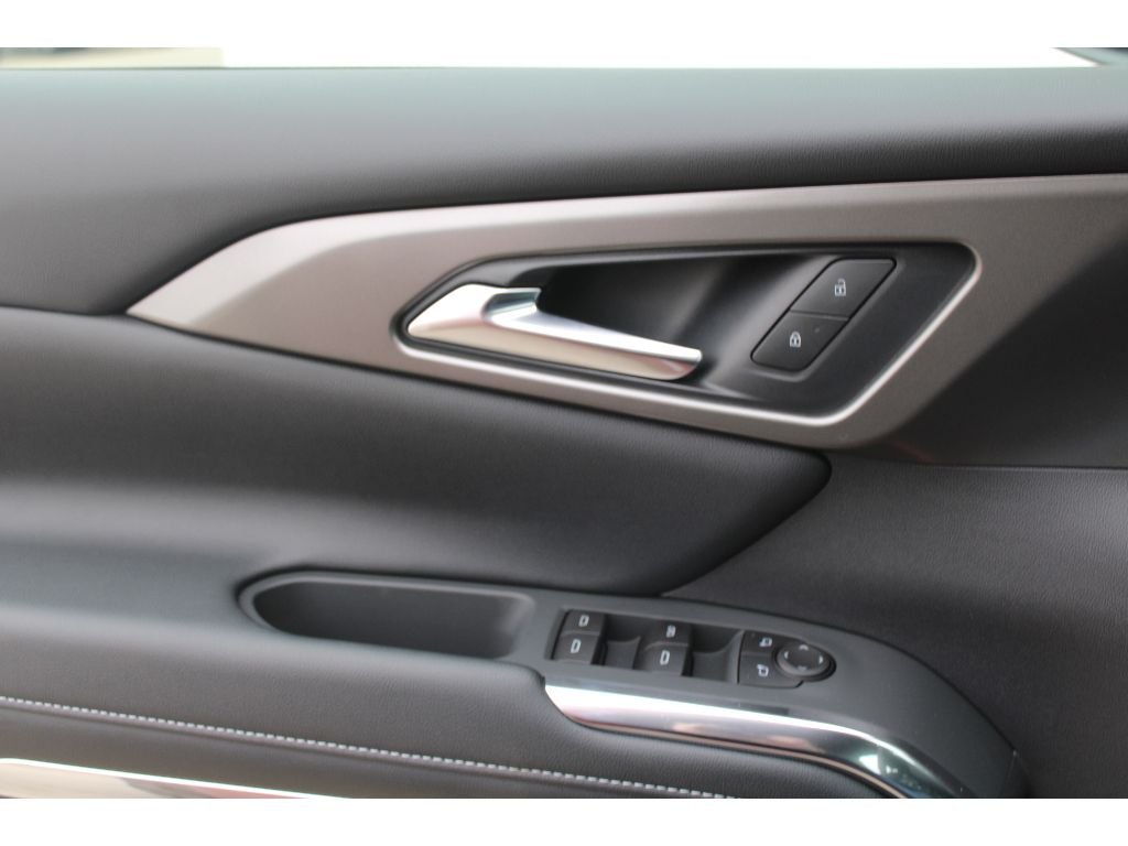 2026 Chevrolet Traverse LT - Photo 20