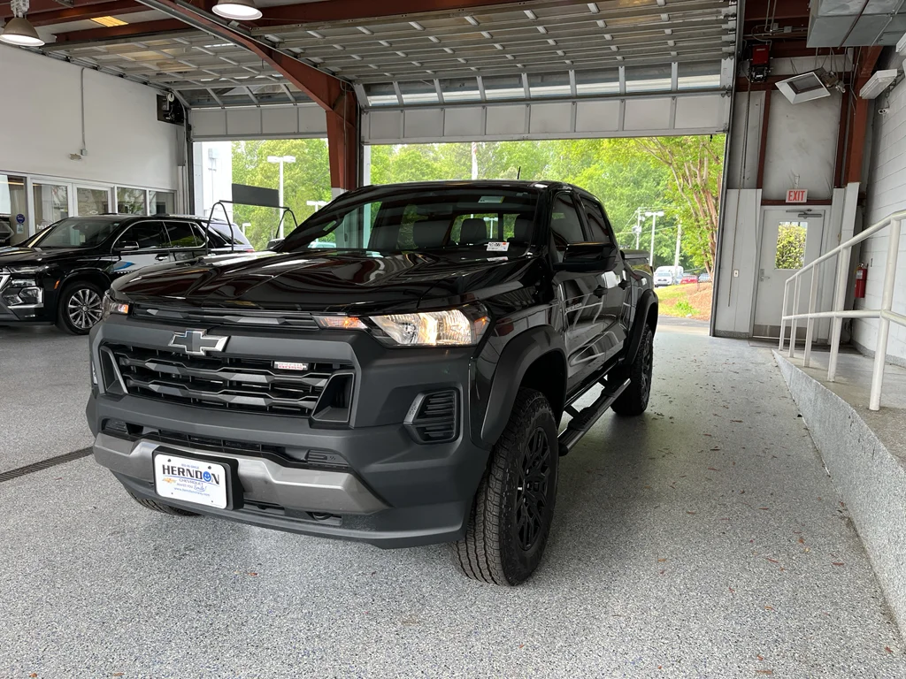 Used 2026 Black Chevrolet Trail Boss image 4