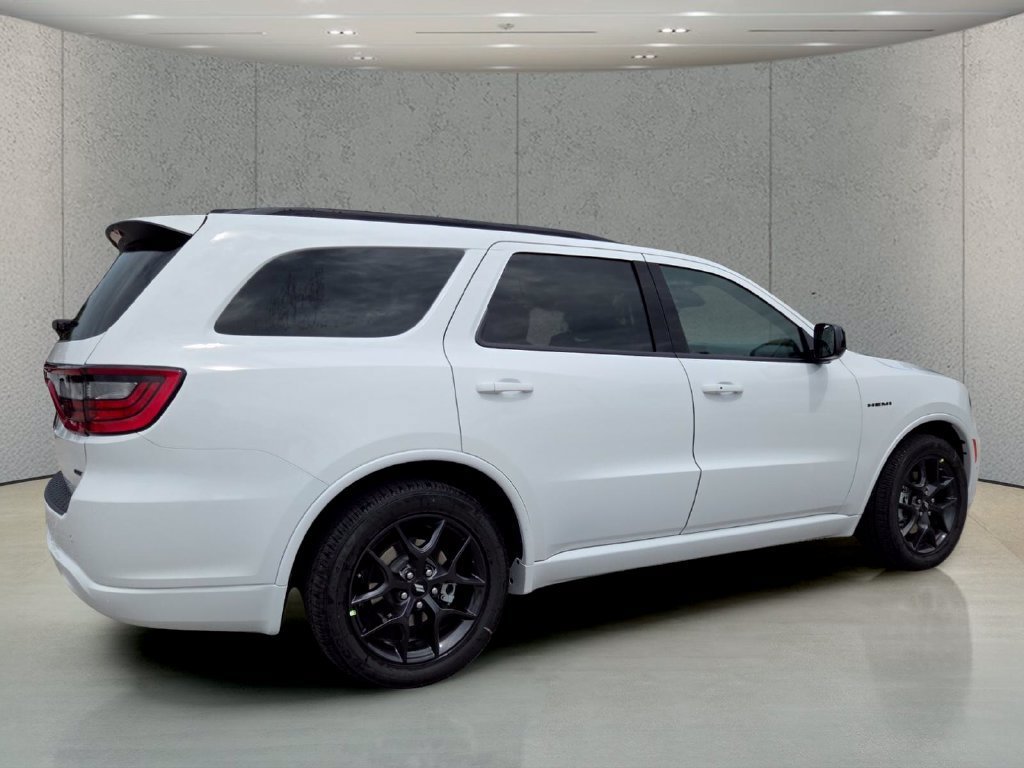 New 2027 White Knuckle Clear-Coat Exterior Paint Dodge GT HEMI image 4