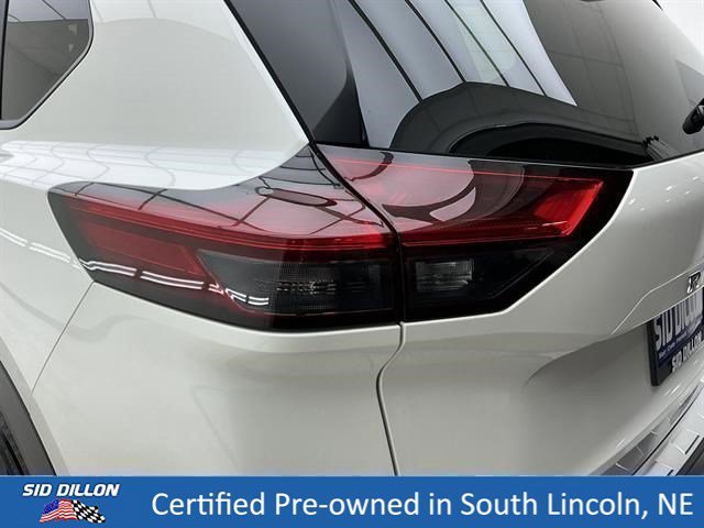 Certified Used 2023 Pearl White Tricoat Nissan SV image 22