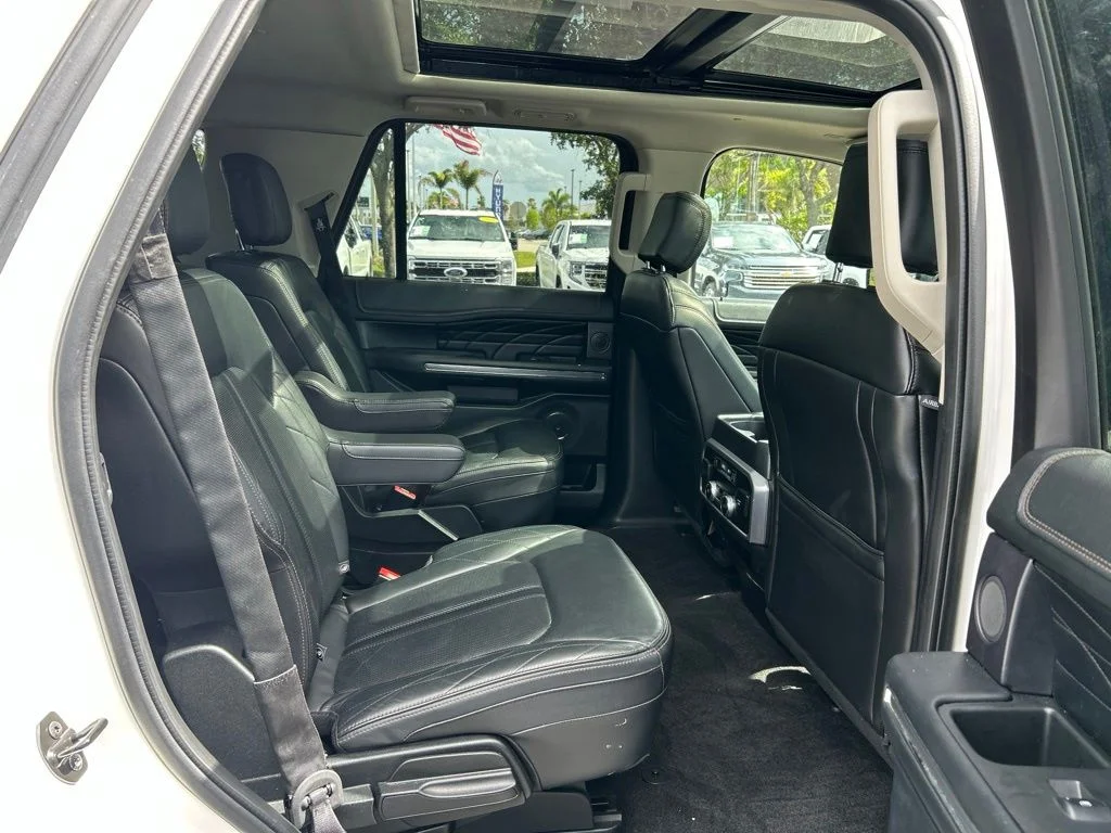 Certified Used 2019 White Platinum Clearcoat Metallic Ford Platinum image 44