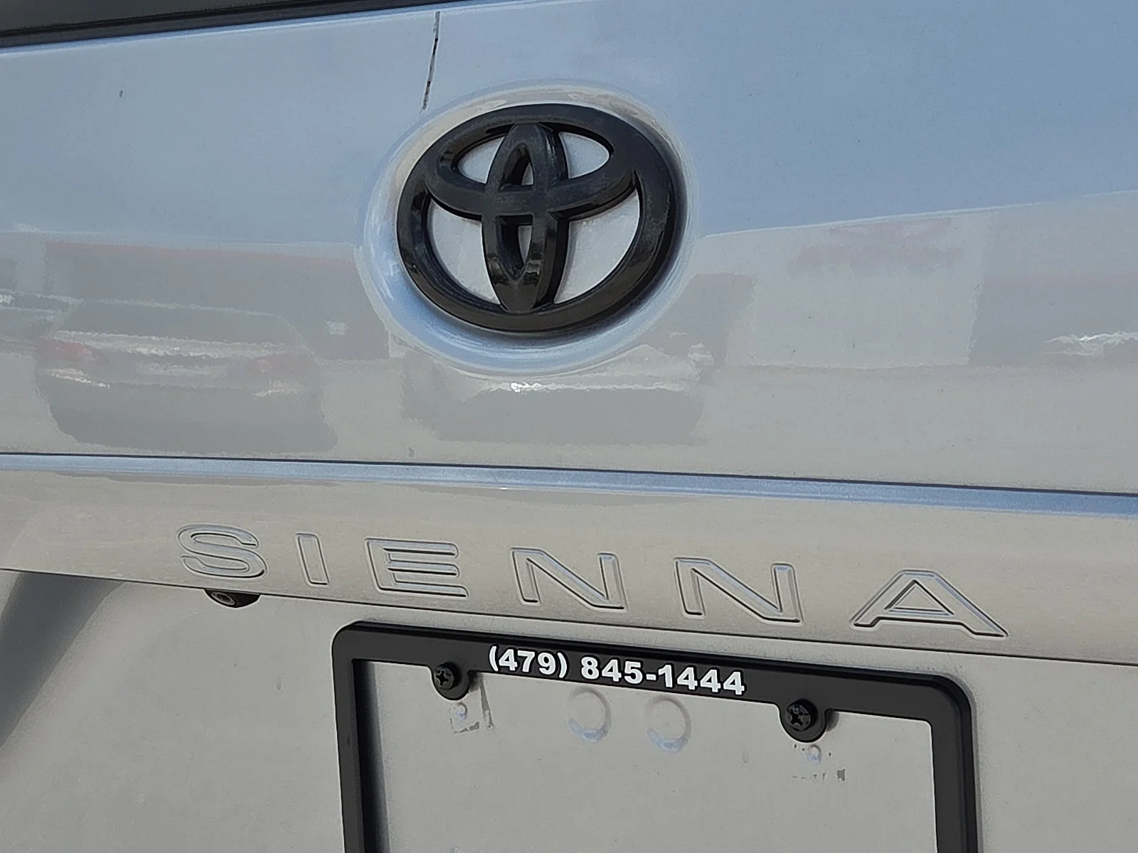 Used 2016 Silver Sky Metallic Toyota SE image 8