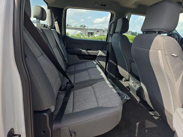 New 2026 Oxford White Ford F-250® XL image 41