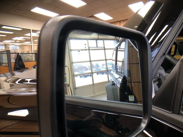 New 2026 Shadow Black Ford Outer Banks® image 21