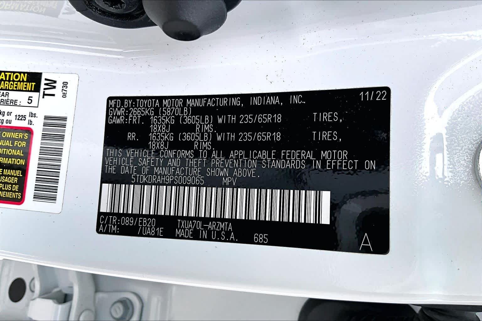 Used 2023 Wind Chill Pearl Toyota XLE image 37