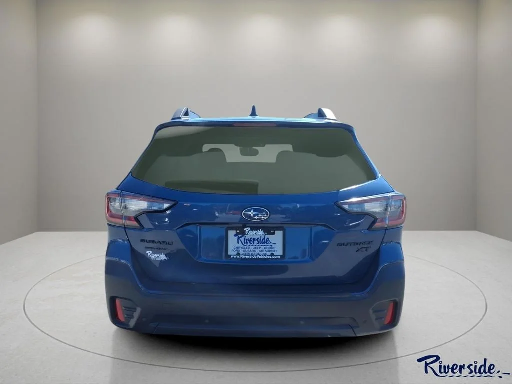 Used 2022 Blue Subaru Onyx Edition XT image 3