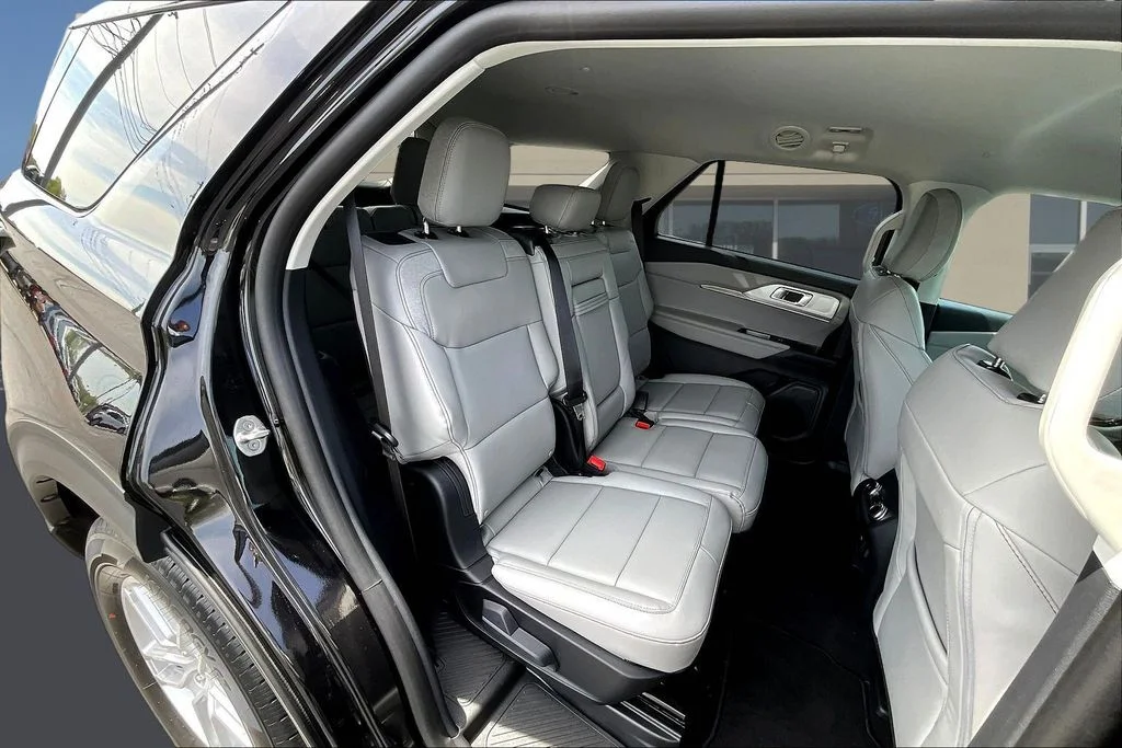 2026 Ford Explorer Active - Photo 10