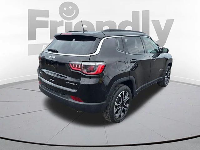 Used 2022 Black Jeep Limited image 5
