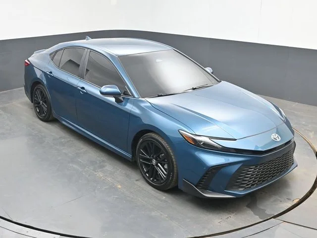 Used 2025 Ocean Toyota SE image 13
