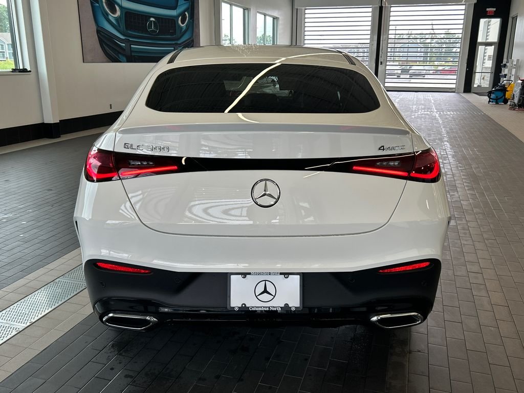 New 2027 Polar White Mercedes-Benz GLC 300 image 6