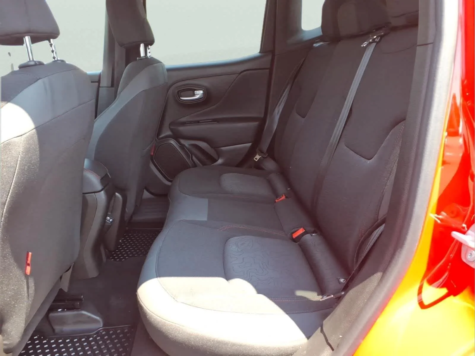 Used 2023 Colorado Red Clearcoat Jeep Trailhawk image 29