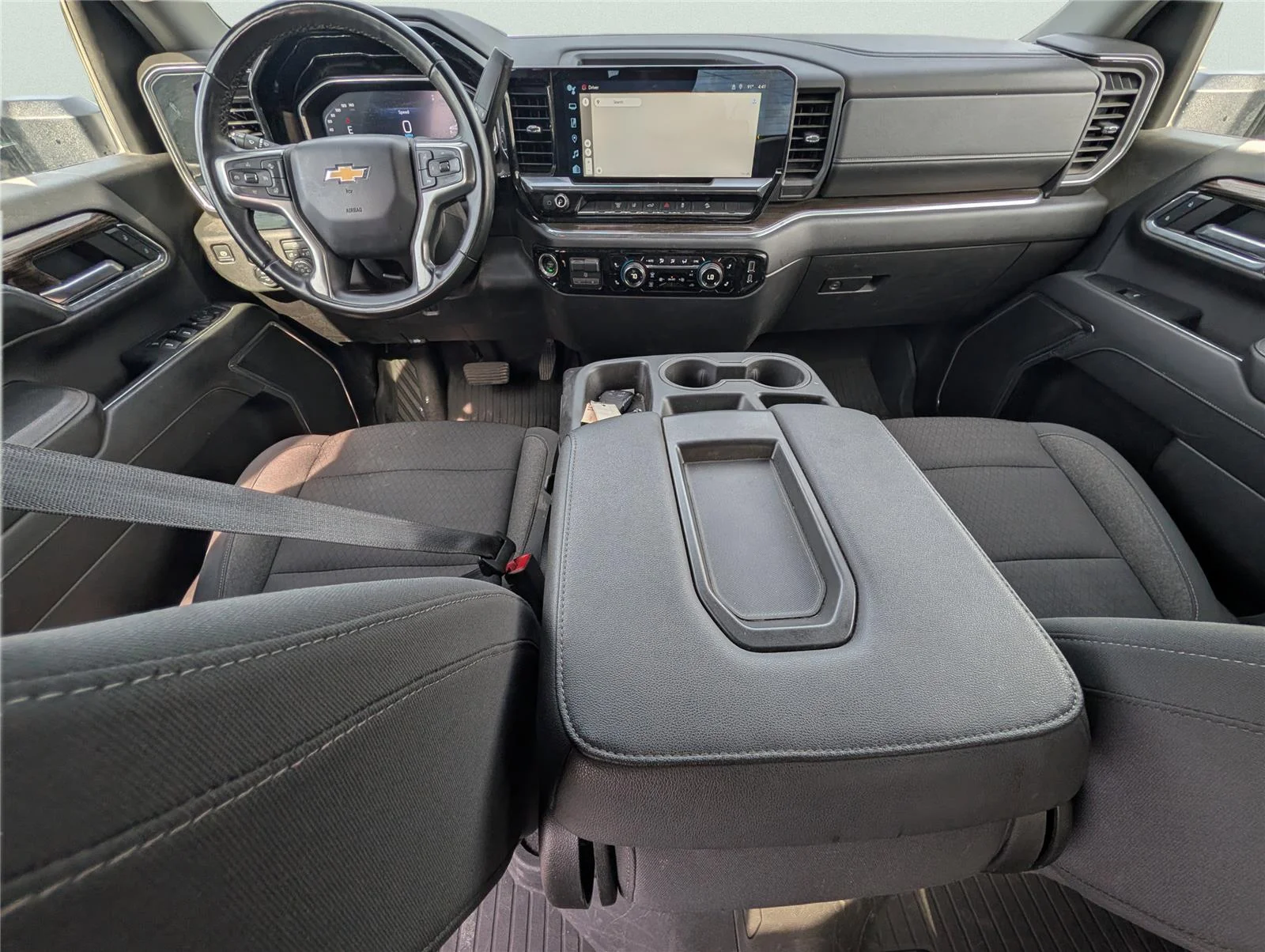 Used 2024 Summit White Chevrolet LT image 28