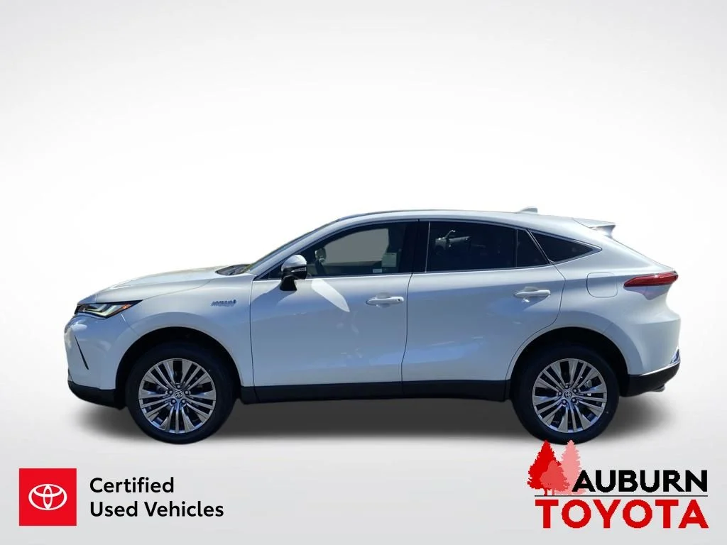 Certified Used 2021 Blizzard Pearl Toyota Limited image 5