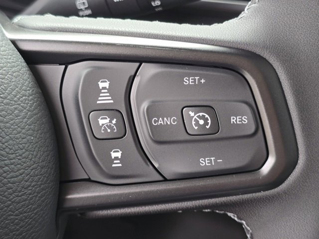 New 2026 Bright White Clear-Coat Exterior Paint Jeep Sport S image 19