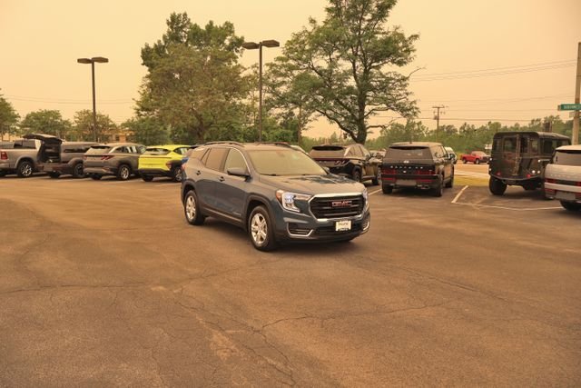 Used 2024 Blue GMC SLE image 9