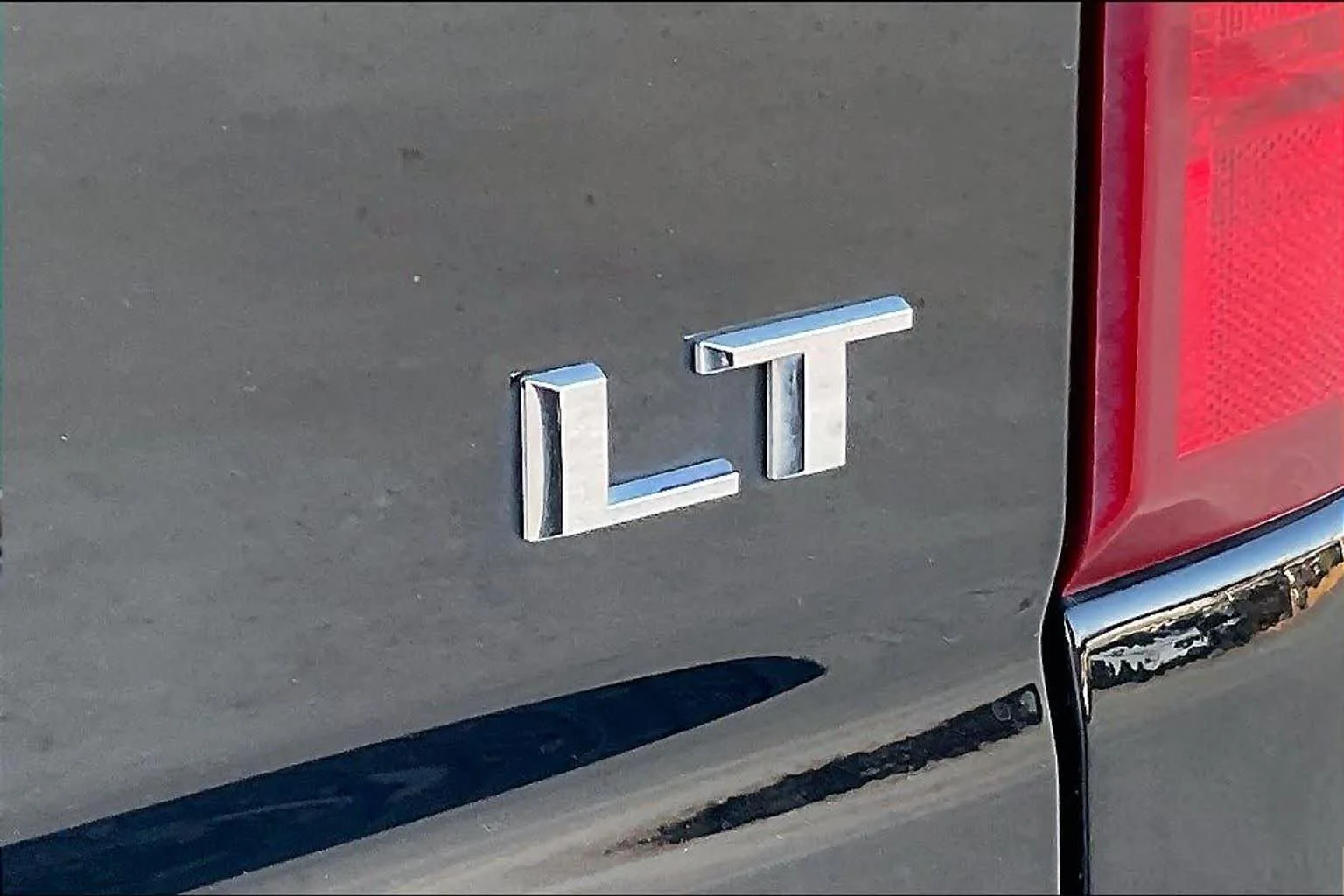 Used 2021 Black Chevrolet LT image 9