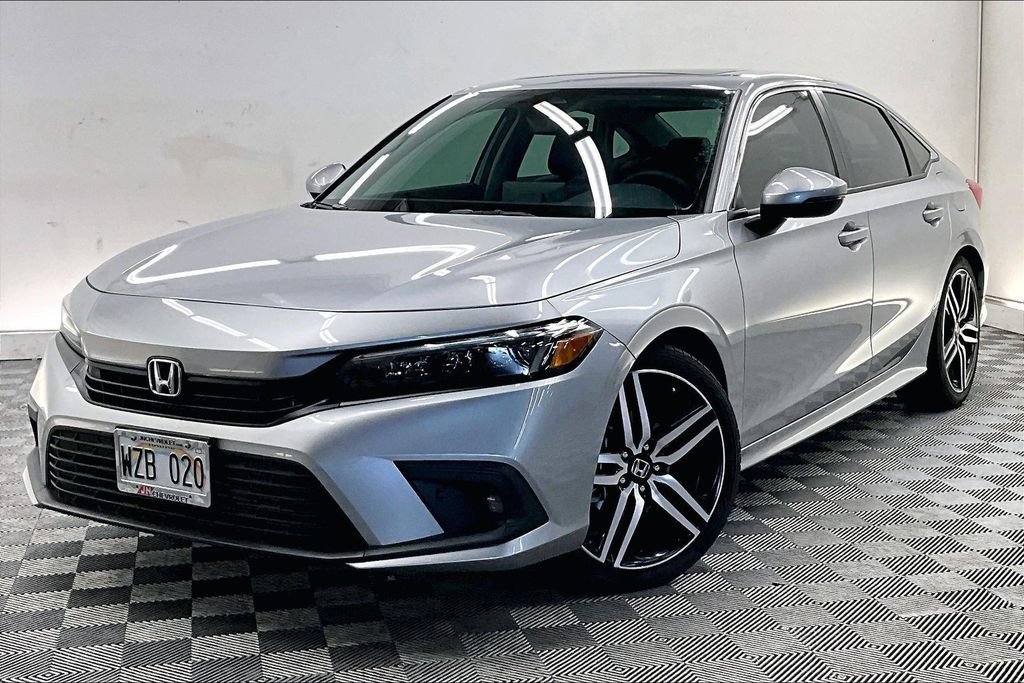 2024 Honda Civic Touring CVT's photo