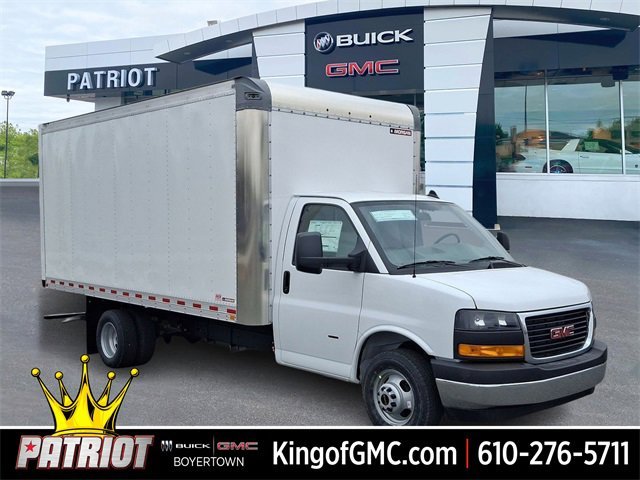 2025 GMC Savana Cutaway