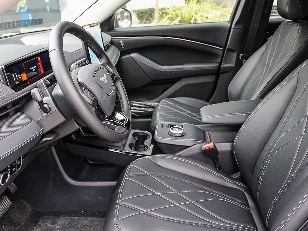 New 2024 Glacier Gray Metallic Tri-Coat Ford Select image 17