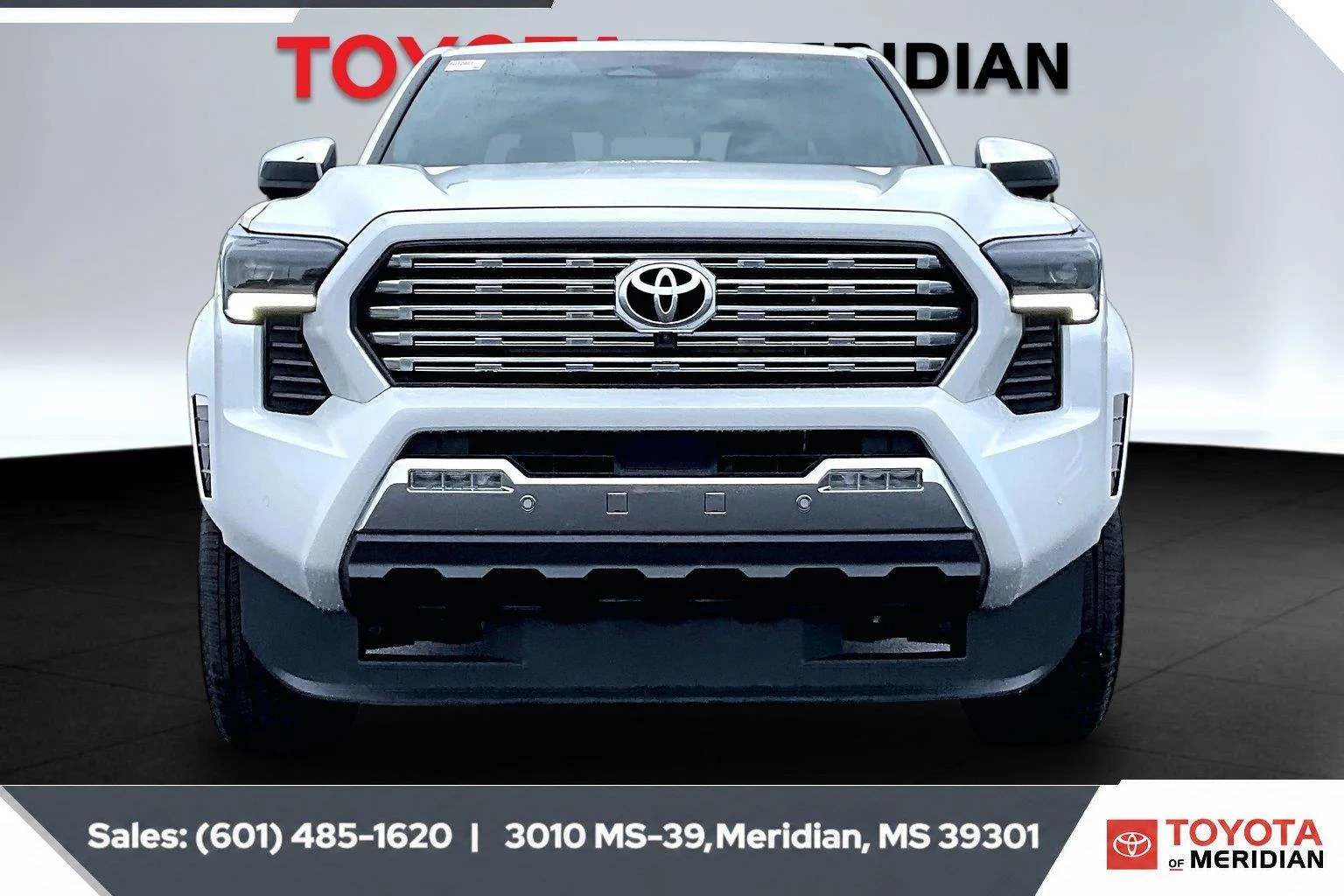 Used 2026 Wind Chill Pearl Toyota Limited HV image 3