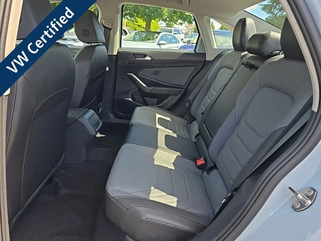 Certified Used 2025 Monument Gray Volkswagen 1.5T SEL image 7