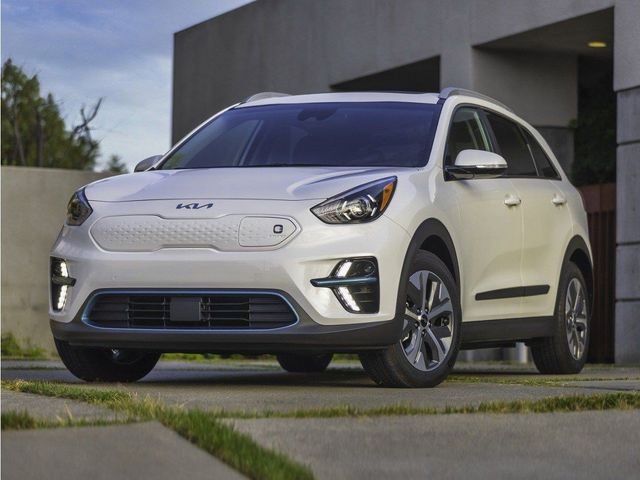 Used 2022 Blue Kia S image 1