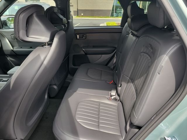New 2027 Iceberg Green Kia X-Line S image 11