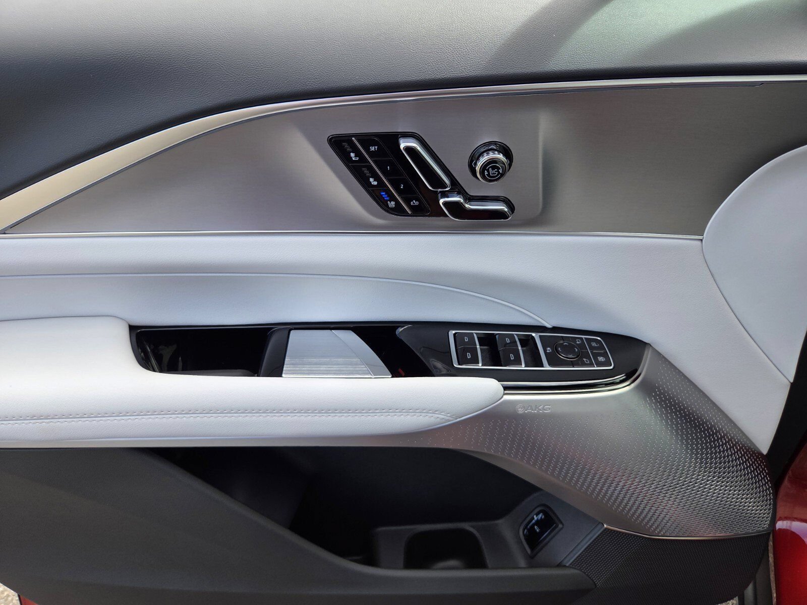 2027 Cadillac LYRIQ Premium Sport - Photo 17