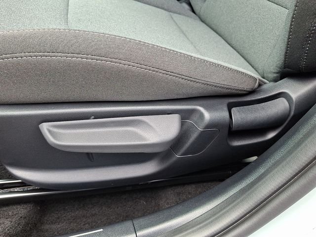 Used 2025 Gray Kia LXS image 27