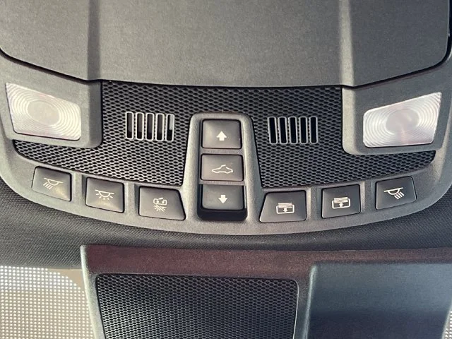Used 2022  Ford  image 31