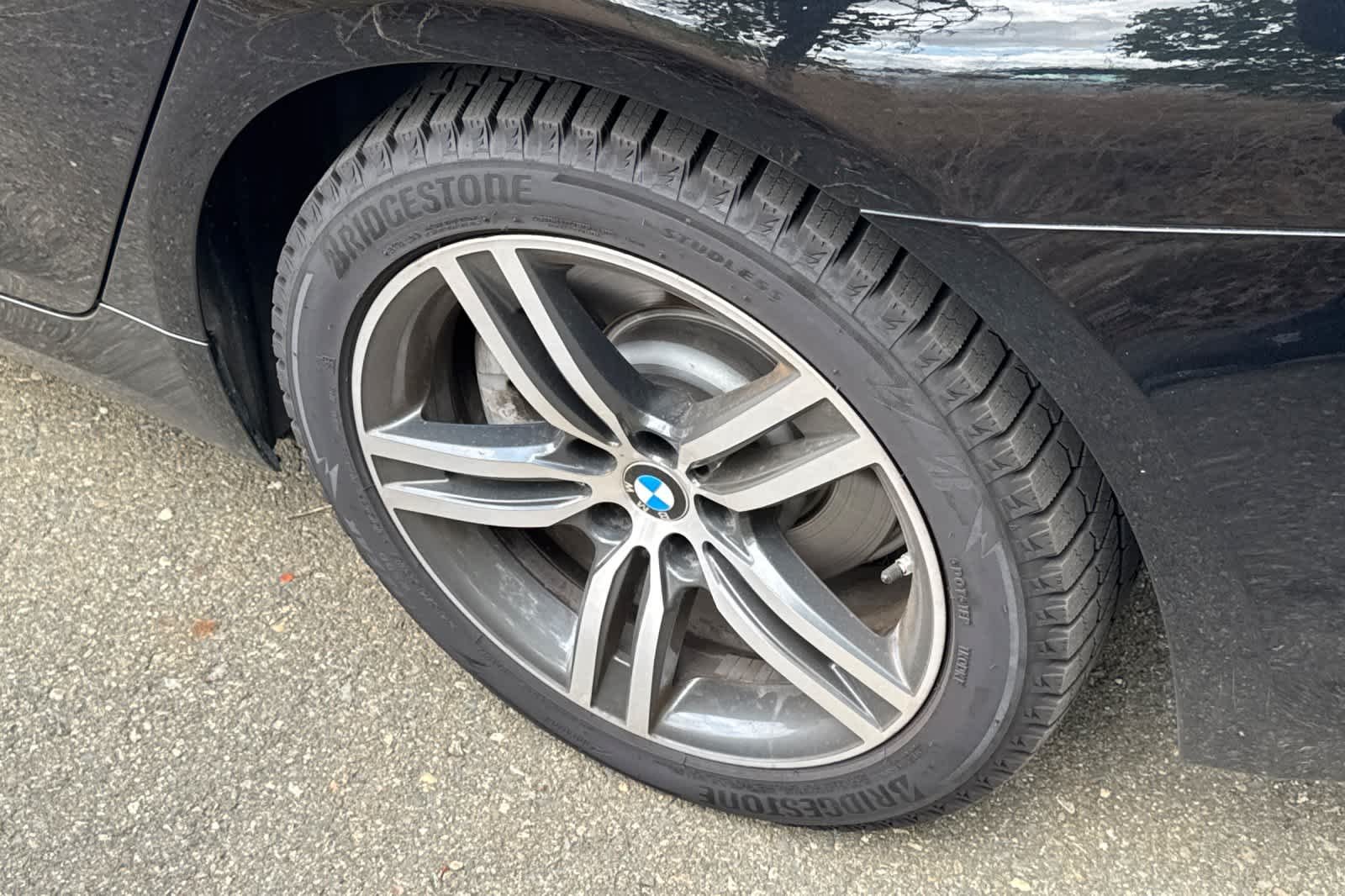 Used 2021 Jet Black BMW 530i xDrive image 18