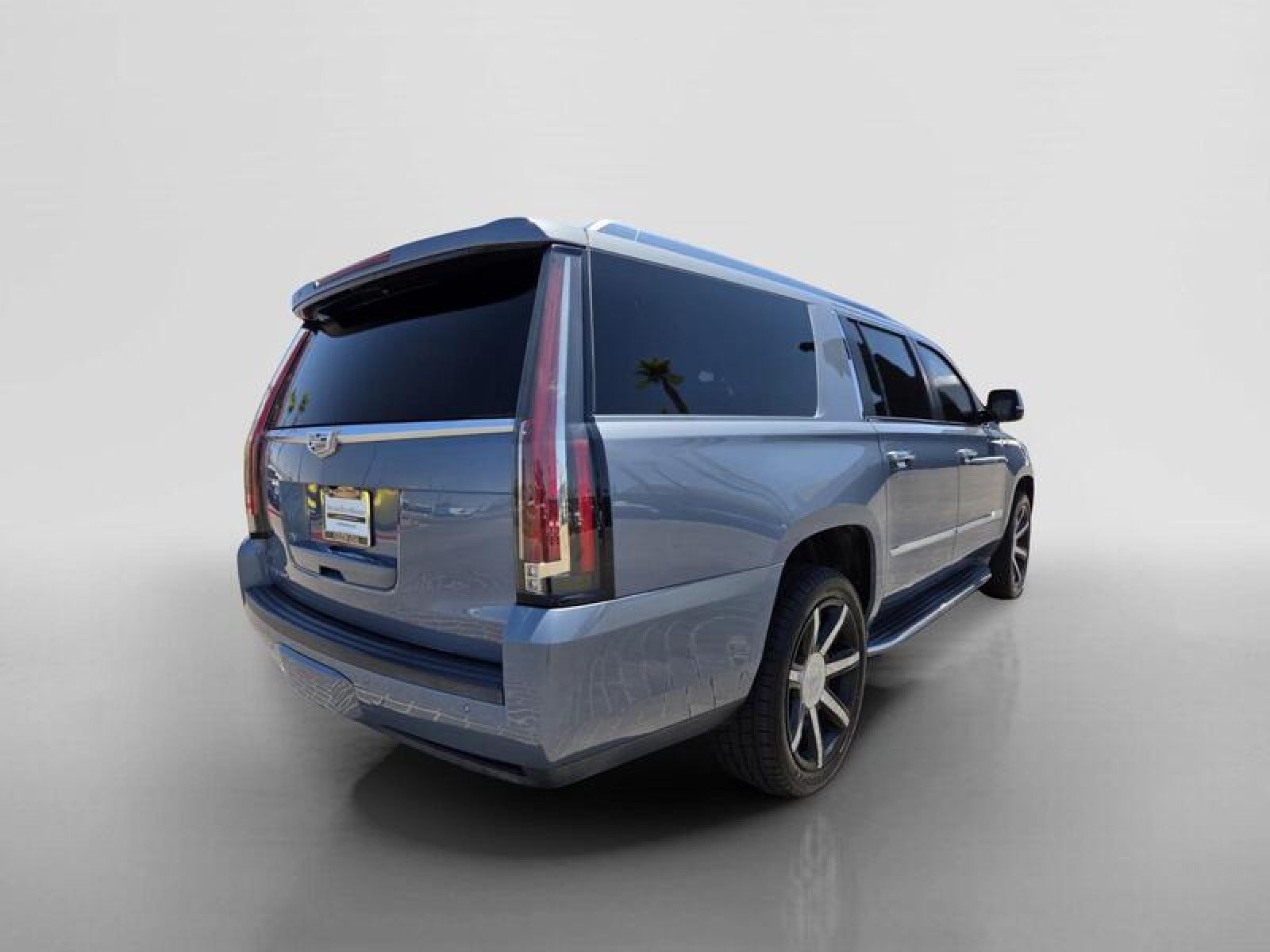 Used 2016 GREY Cadillac Luxury Collection image 5