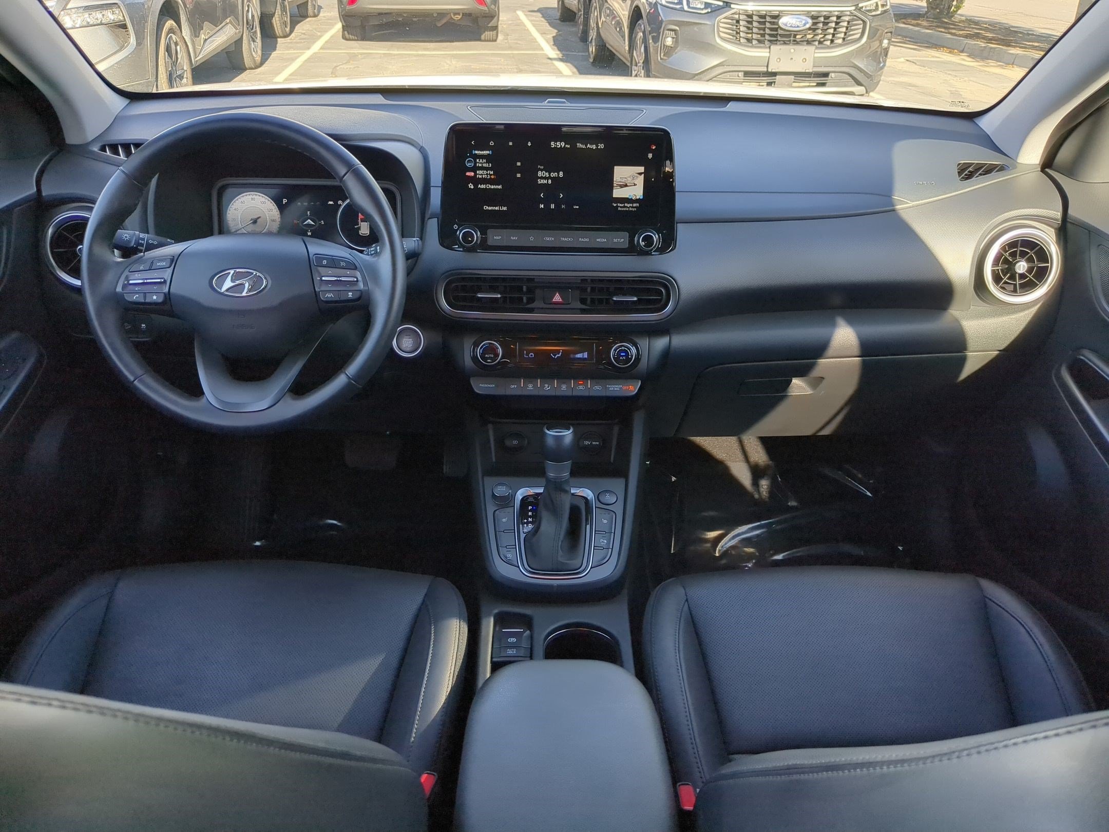 2023 Hyundai Kona Limited - Photo 29