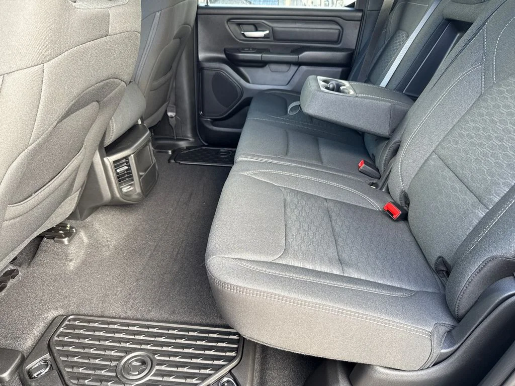 2026 RAM 1500 Warlock - Photo 16
