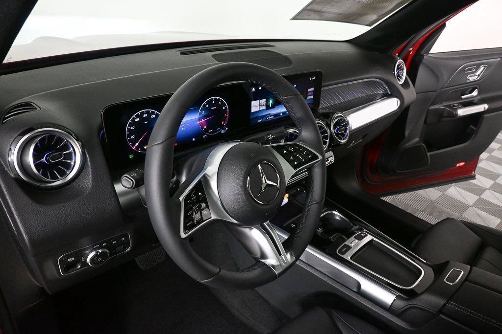 New 2026 MANUFAKTUR Patagonia Red Metallic Mercedes-Benz GLB 250 image 44
