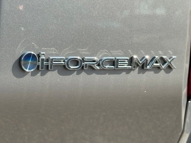 Used 2024  Toyota Base image 13