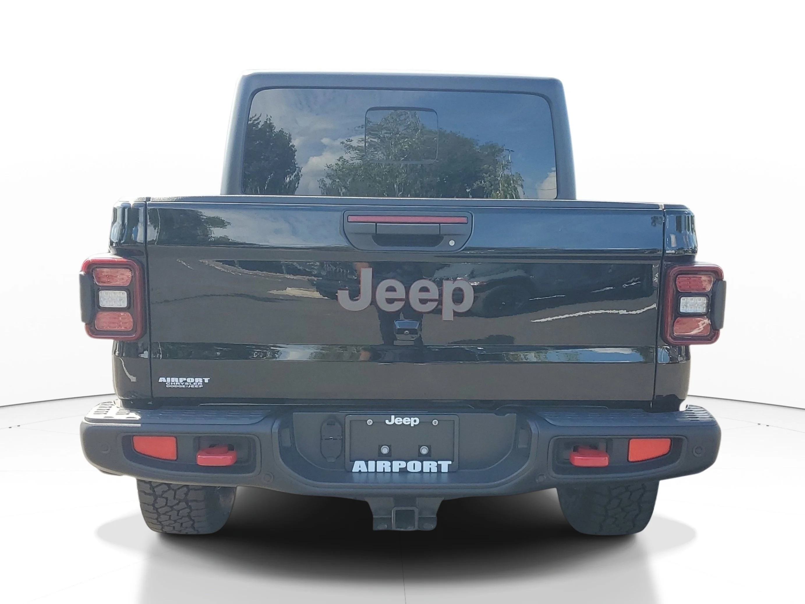 Used 2025 Black Clearcoat Jeep Rubicon image 6