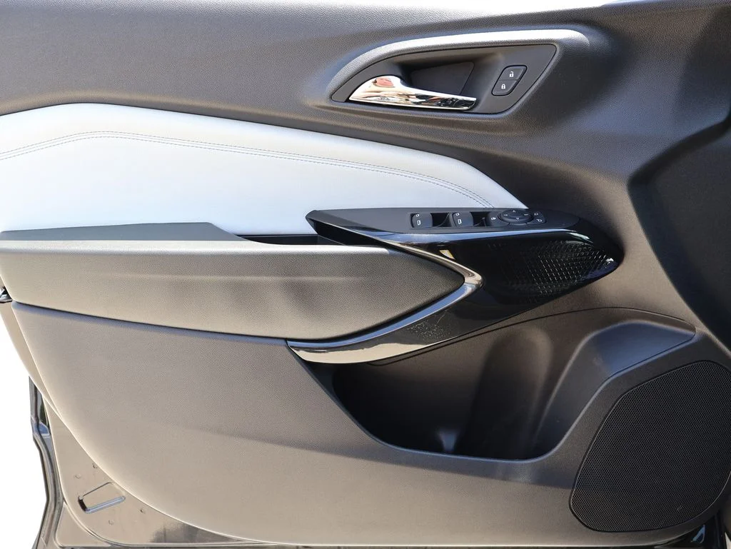 Used 2025 Black Chevrolet LT image 20