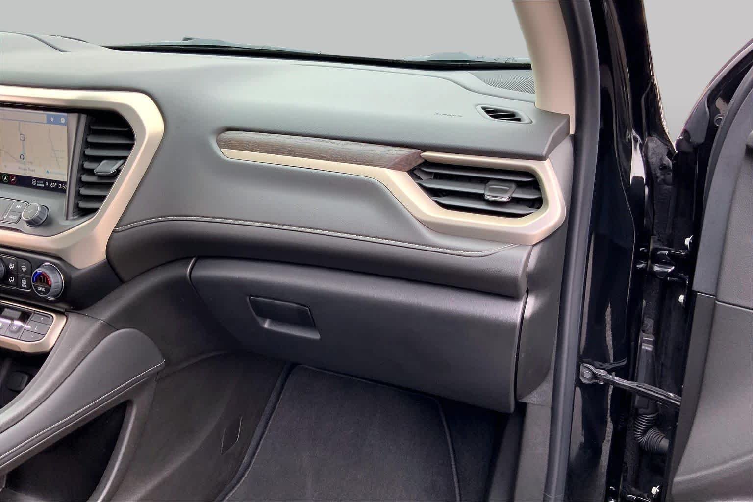 Used 2023 EBONY TWILIGHT METALLIC GMC Denali image 17