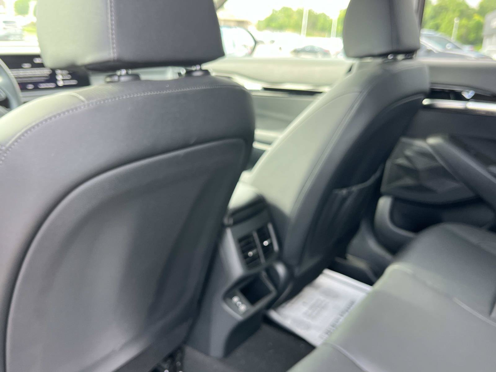 Used 2024 Fusion Black Kia EX image 18