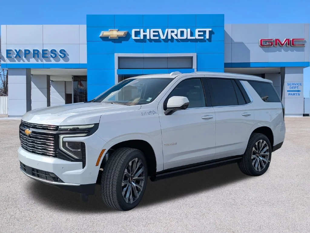 New 2026 Polar White Tricoat Chevrolet High Country image 7