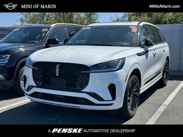 2025 Lincoln Aviator Reserve AWD's photo