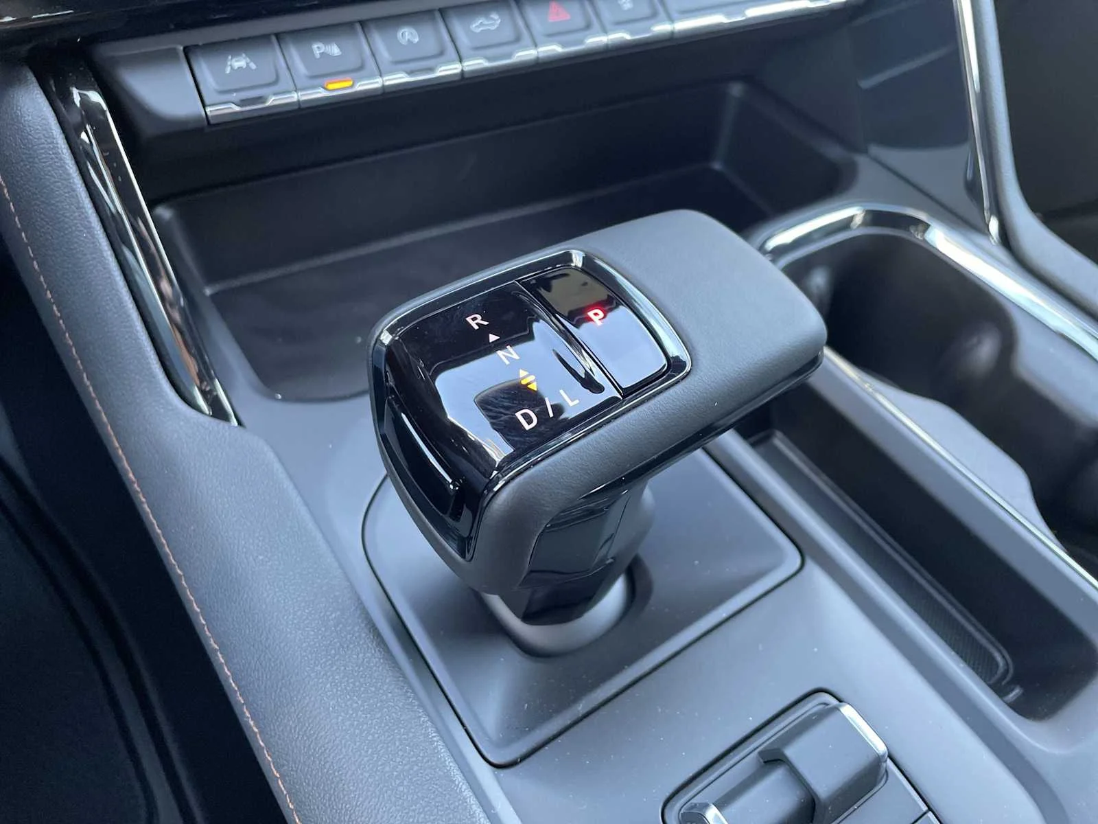 New 2026 Sterling Metallic GMC AT4 image 16