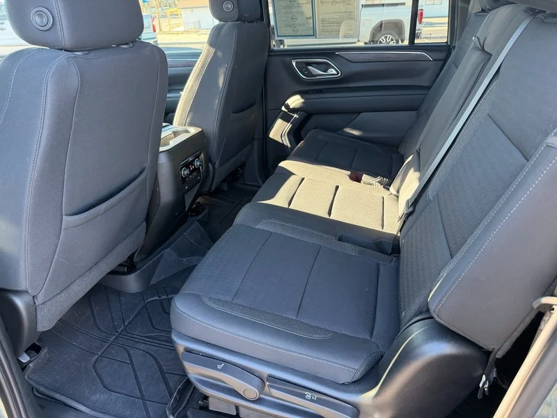 Used 2023 SILVER SAGE METALLIC Chevrolet LS image 19