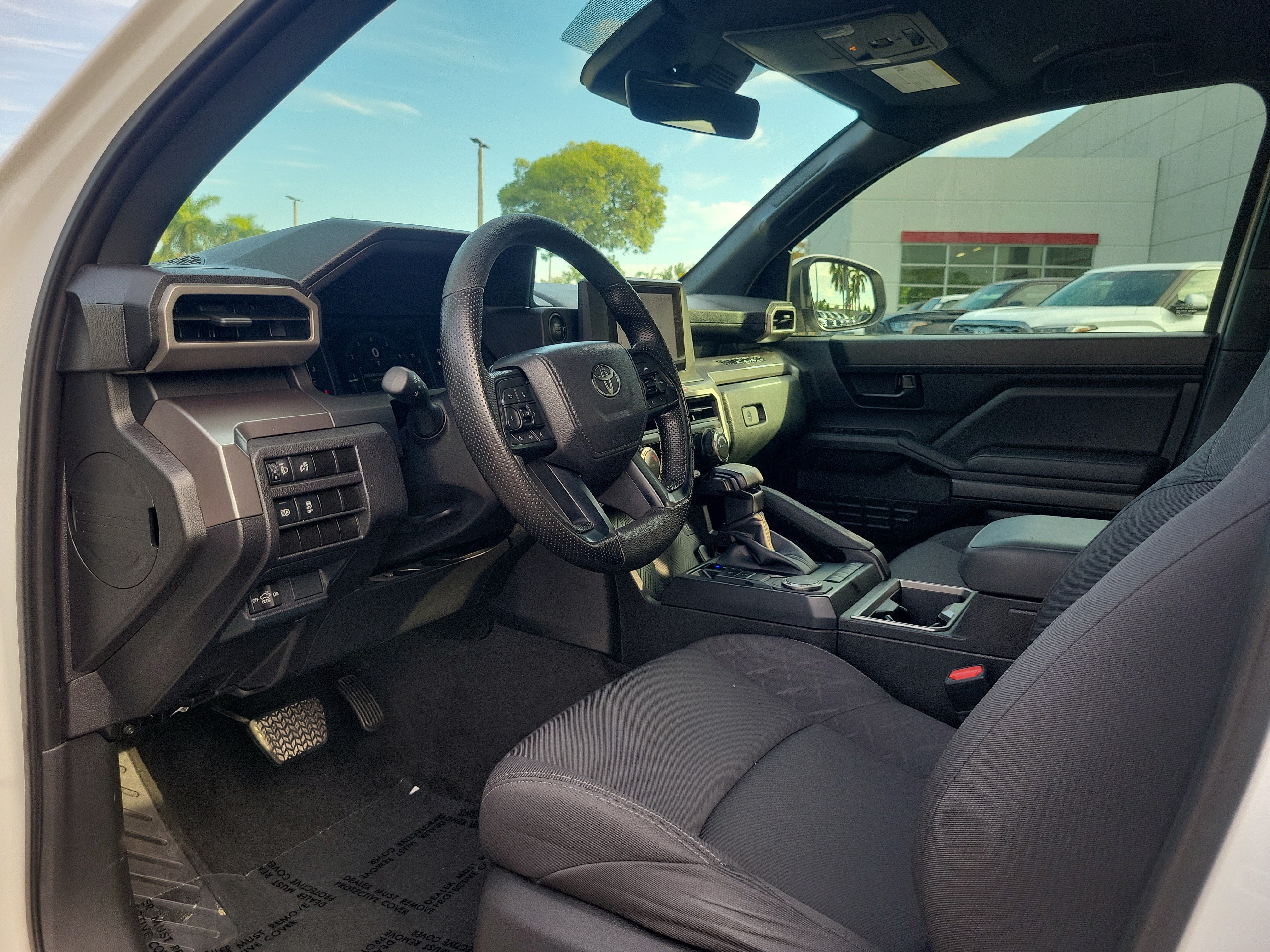 Used 2025 Ice Toyota SR5 image 12