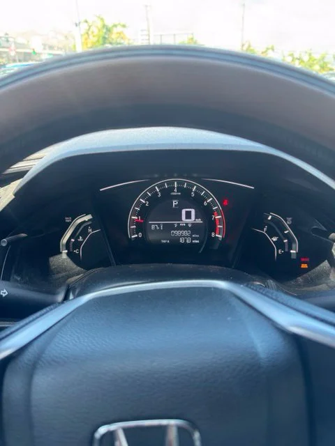 Used 2016 Black Honda LX-P image 9