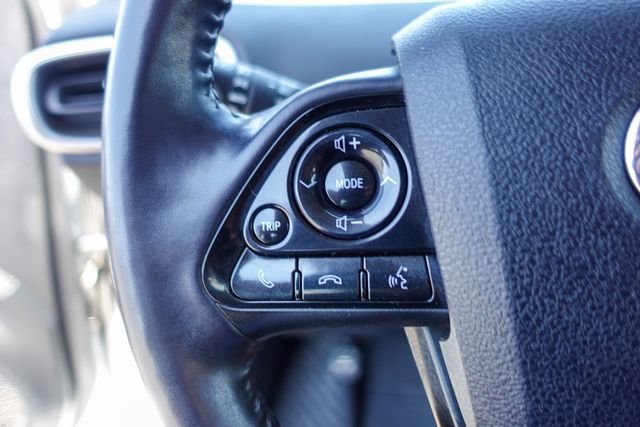 Certified Used 2022 Beige Toyota Limited image 13