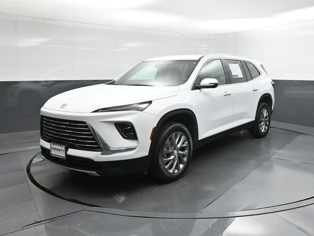 Used 2025 White Buick Preferred image 1