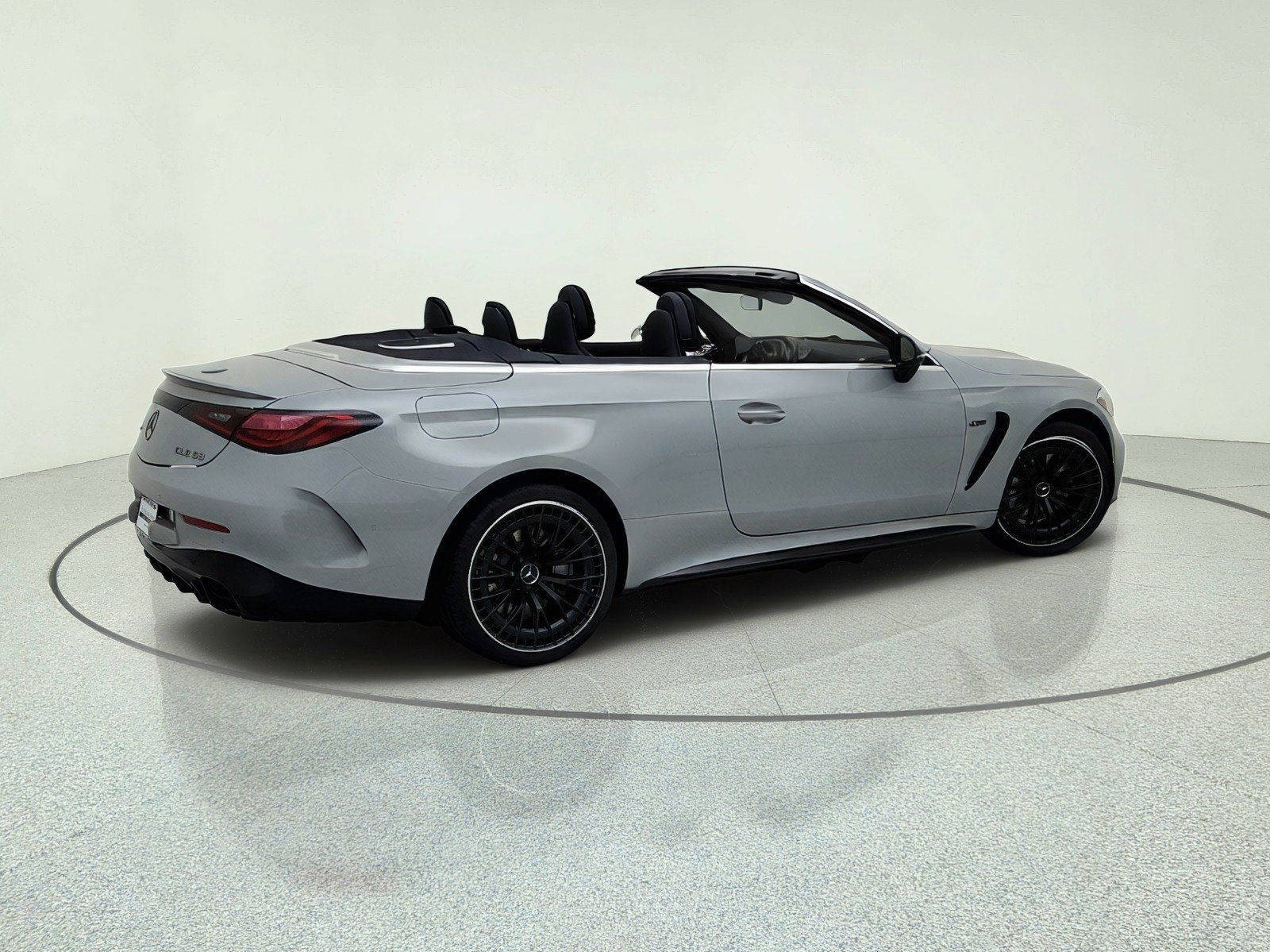 New 2027 MANUFAKTUR Alpine Grey Mercedes-Benz AMG® CLE 53 4MATIC+ Cabriolet image 37